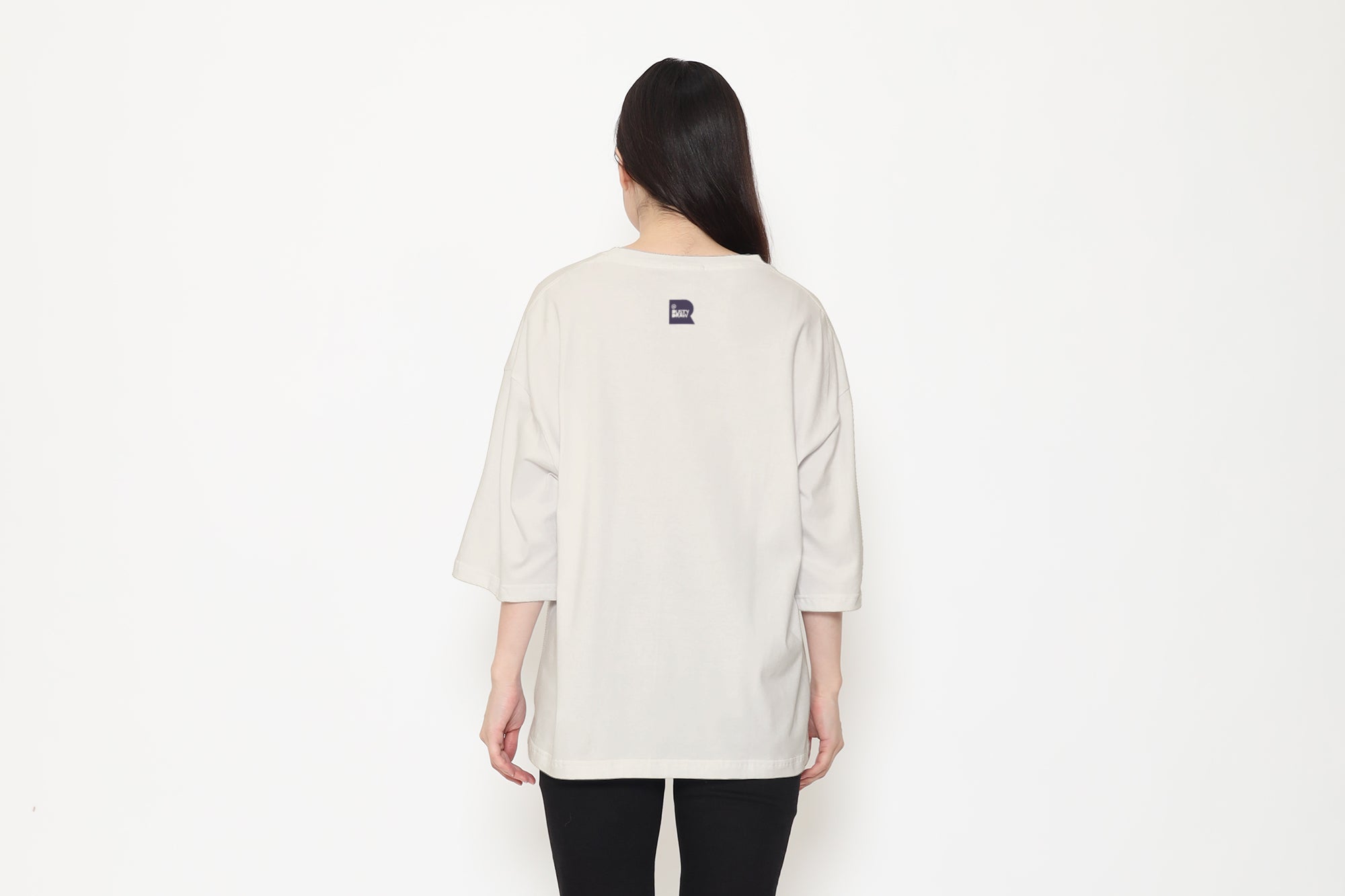 Ponchero UIO Streetwear Tee